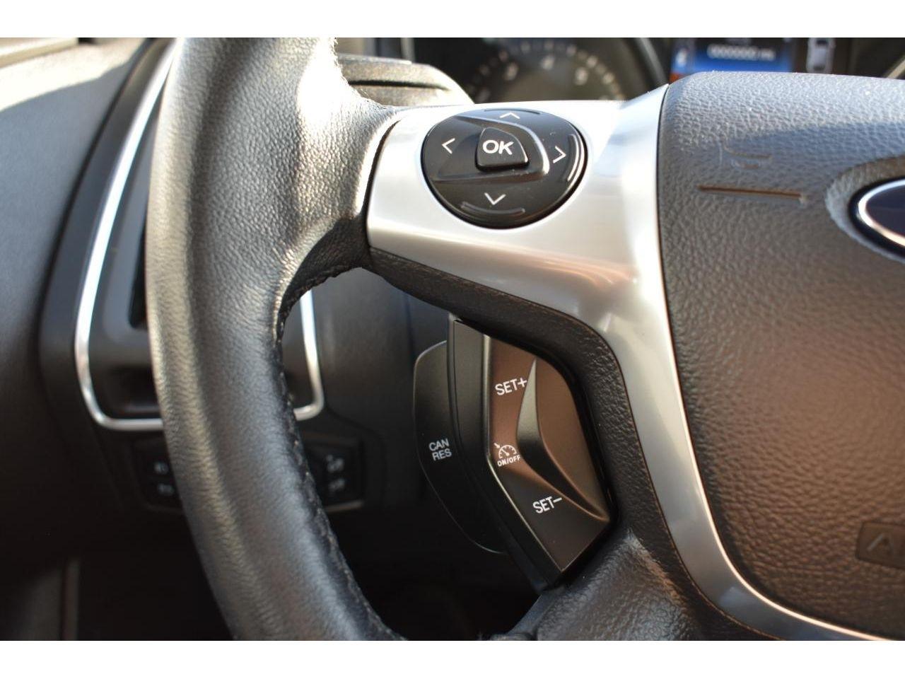 Ford Focus Titanium Sedan 2014