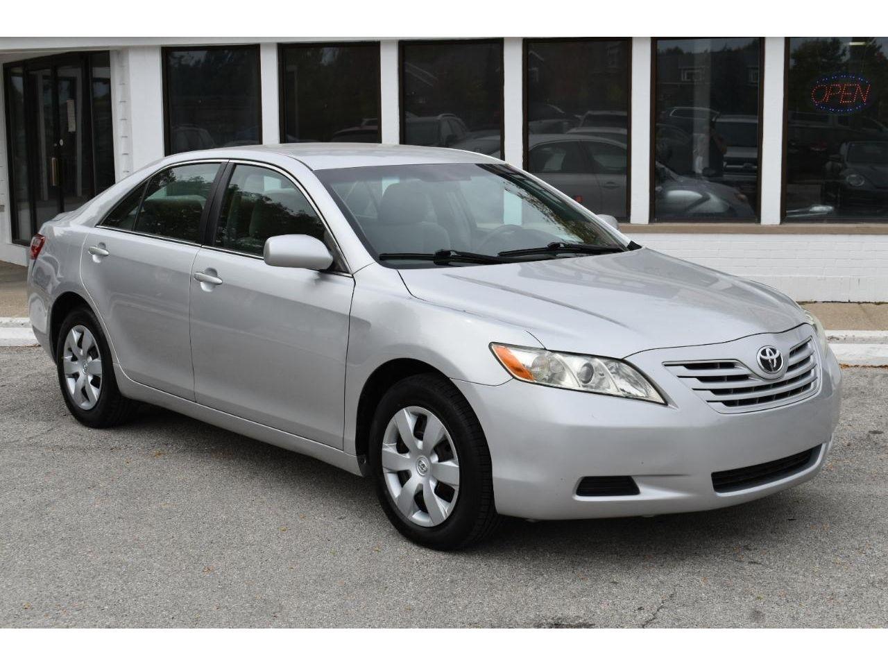 Toyota Camry LE 5-Spd AT 2009