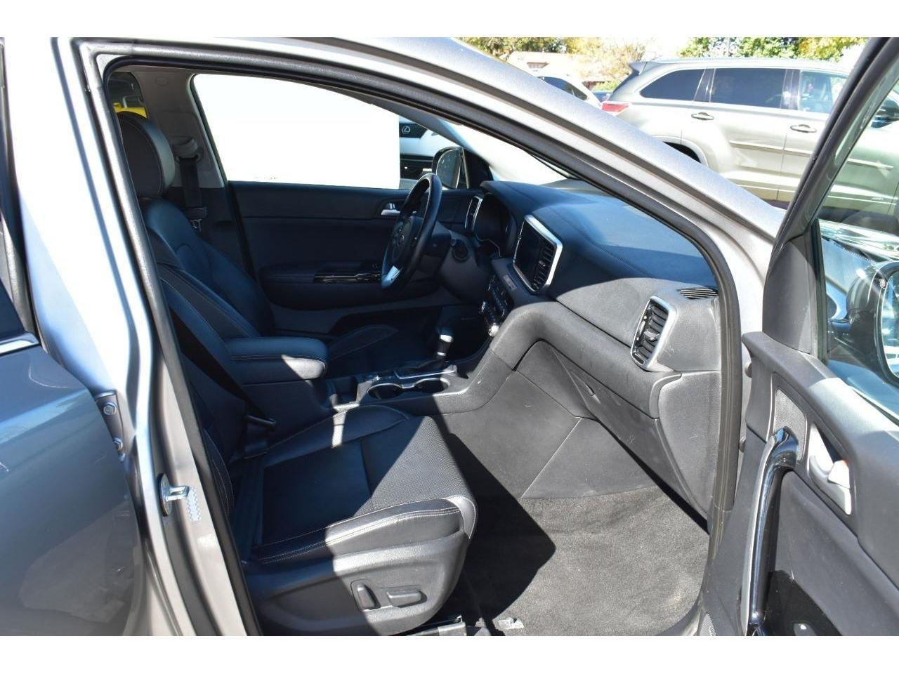 Kia Sportage EX FWD 2021