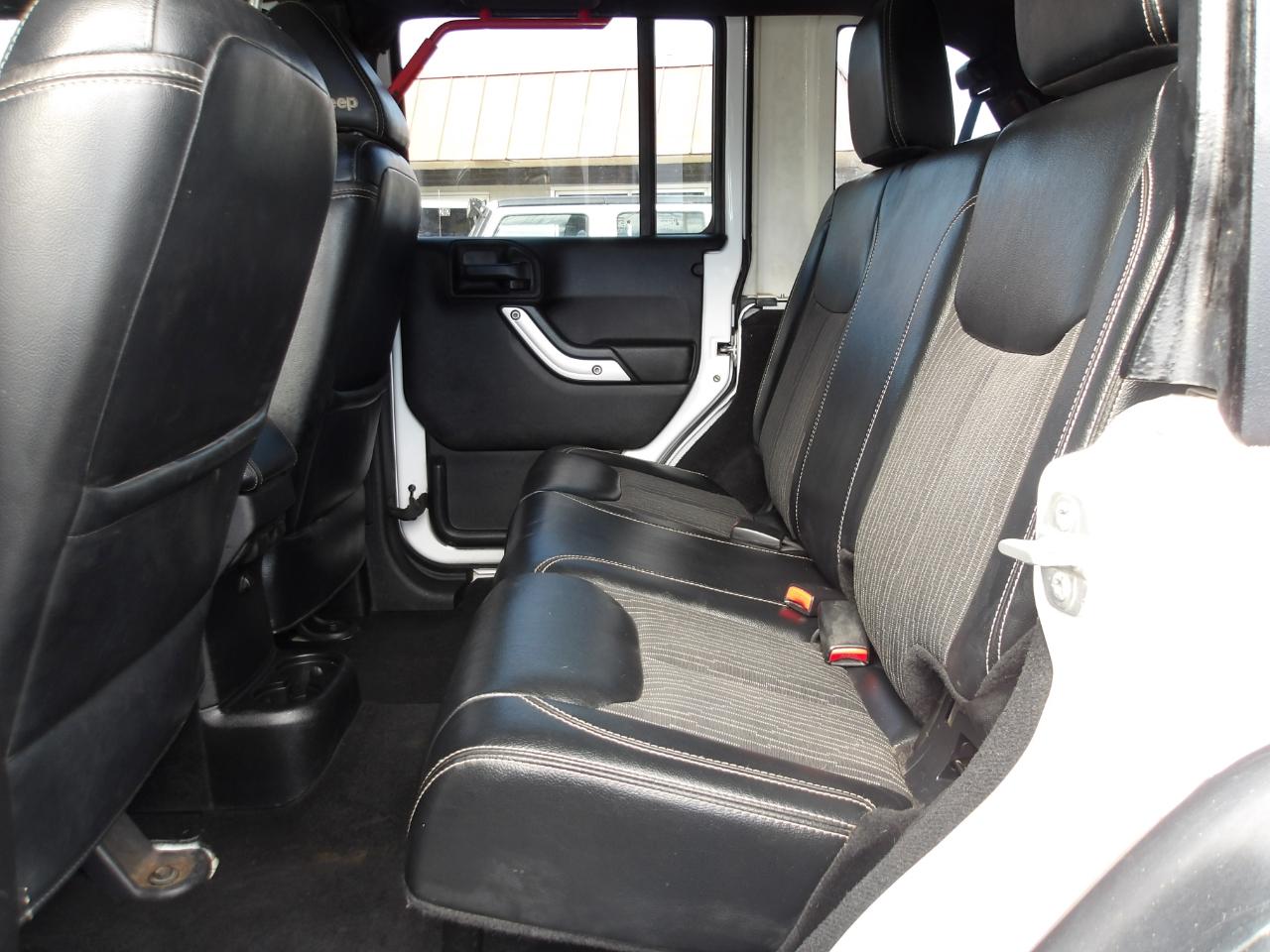 Jeep Wrangler Unlimited 4WD 4dr Freedom Edition *Ltd Avail* 2015