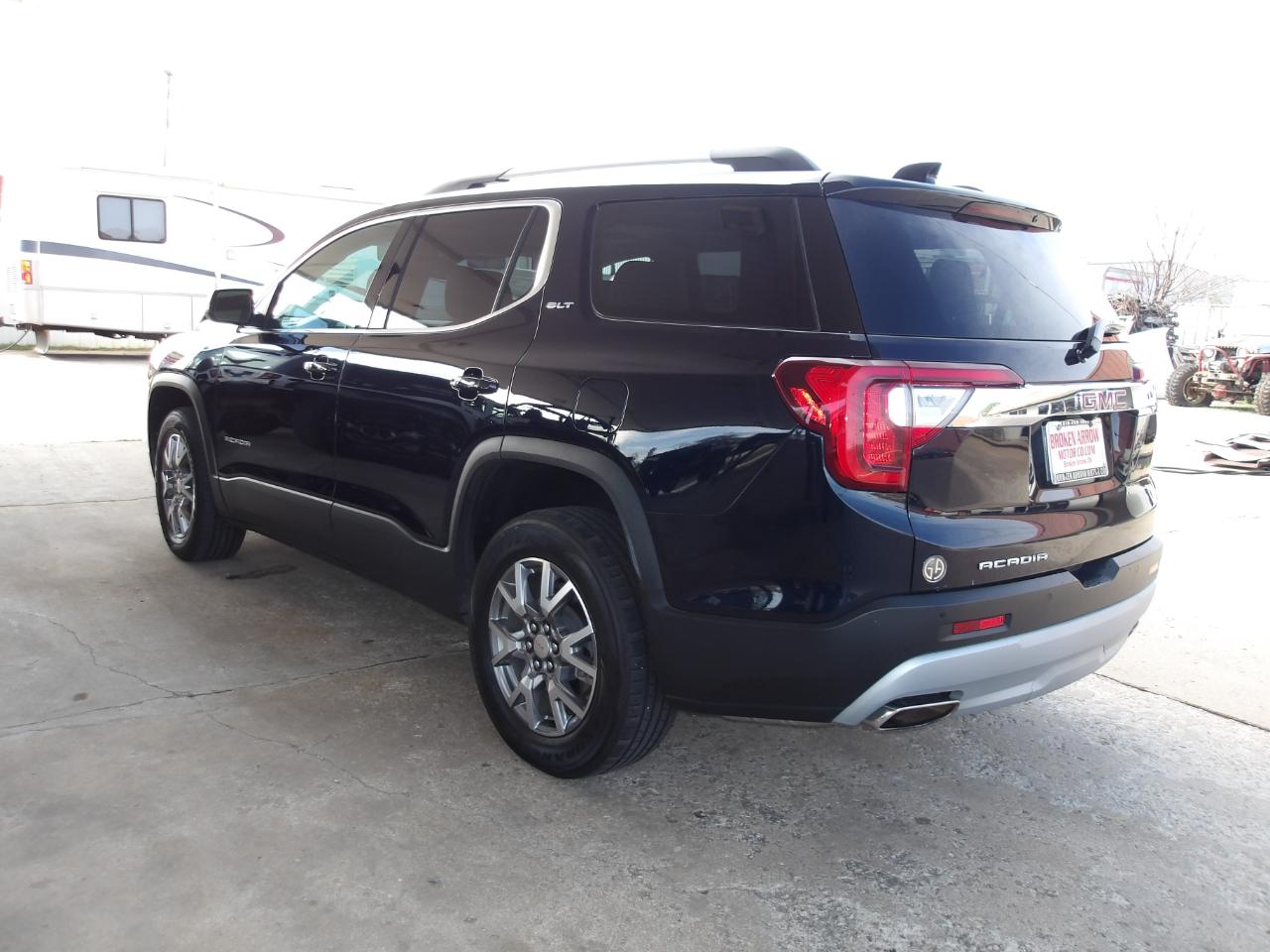 GMC Acadia FWD 4dr SLT 2021