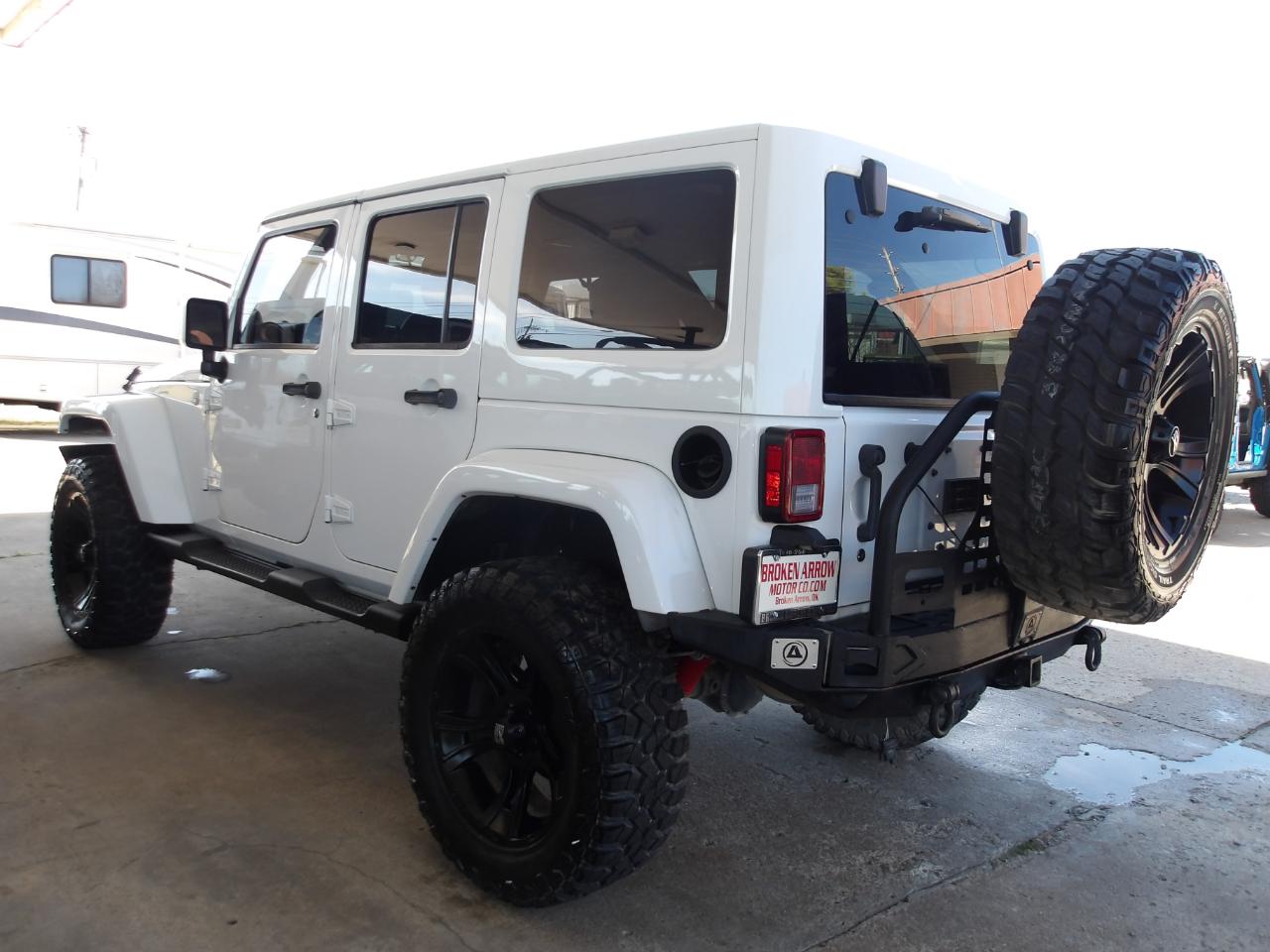 Jeep Wrangler Unlimited 4WD 4dr Rubicon 2013