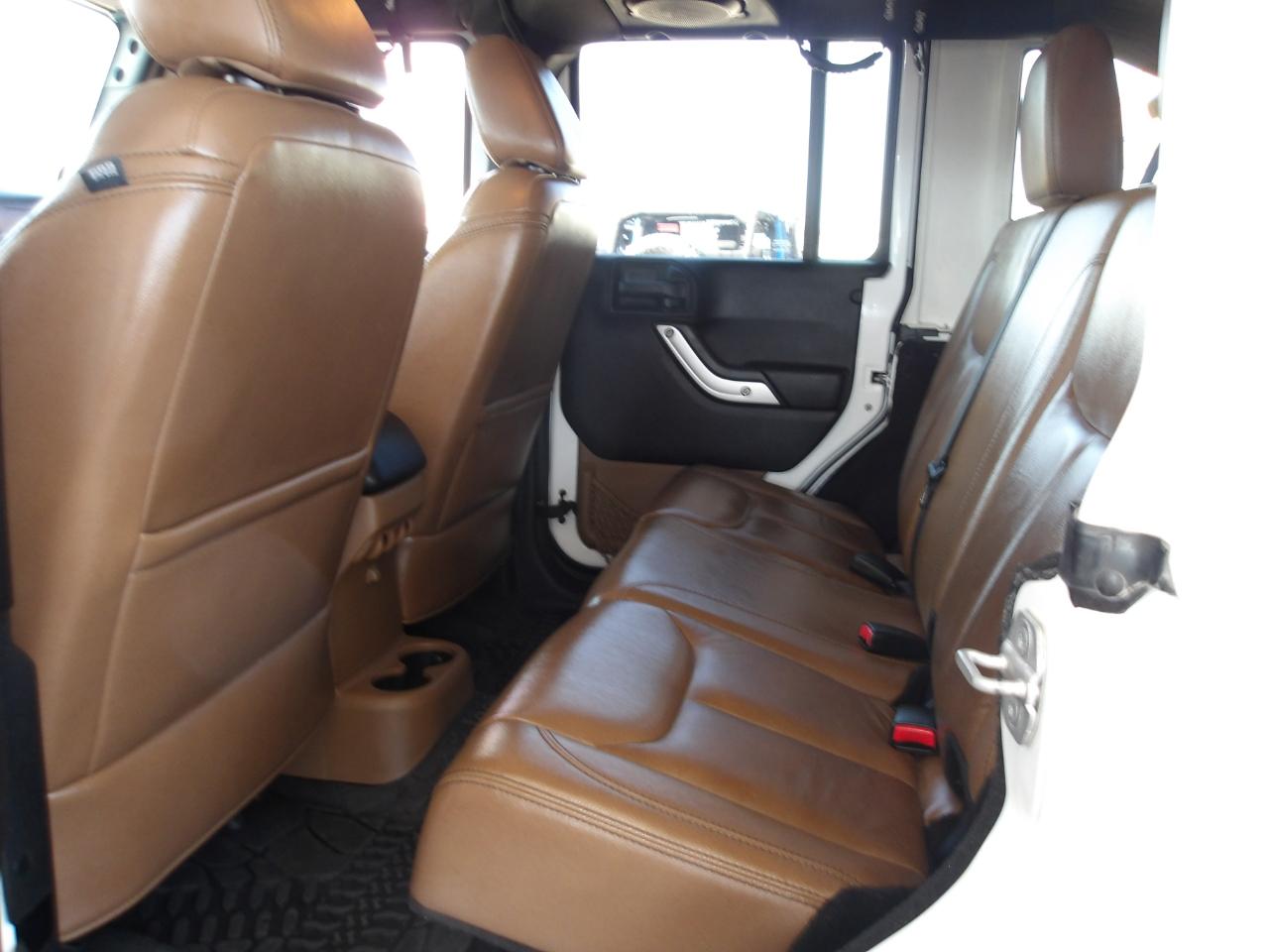 Jeep Wrangler Unlimited 4WD 4dr Rubicon 2013