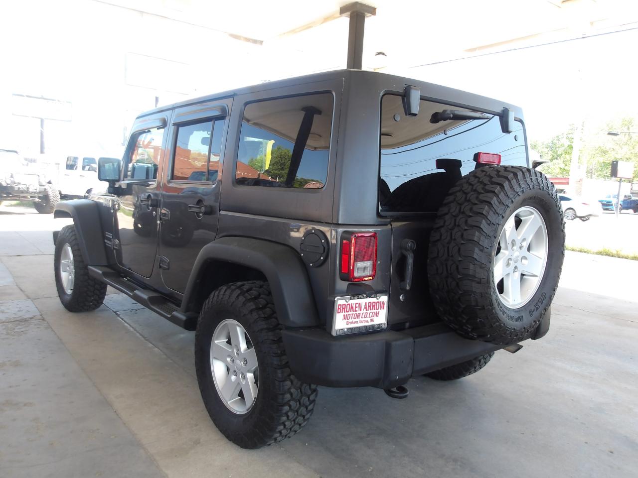 Jeep Wrangler Unlimited Sport 4x4 2017