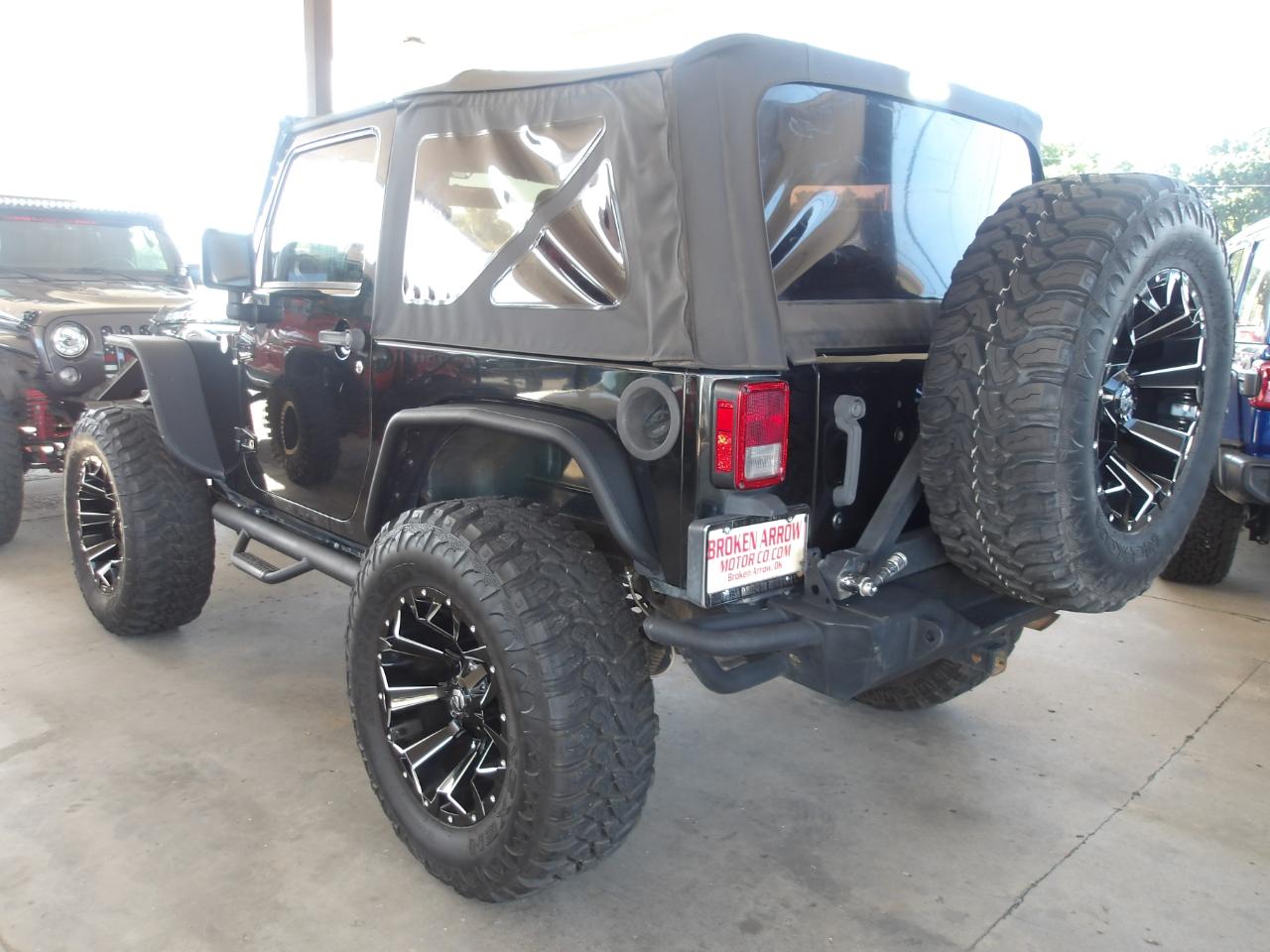 Jeep Wrangler 4WD 2dr Rubicon 2012