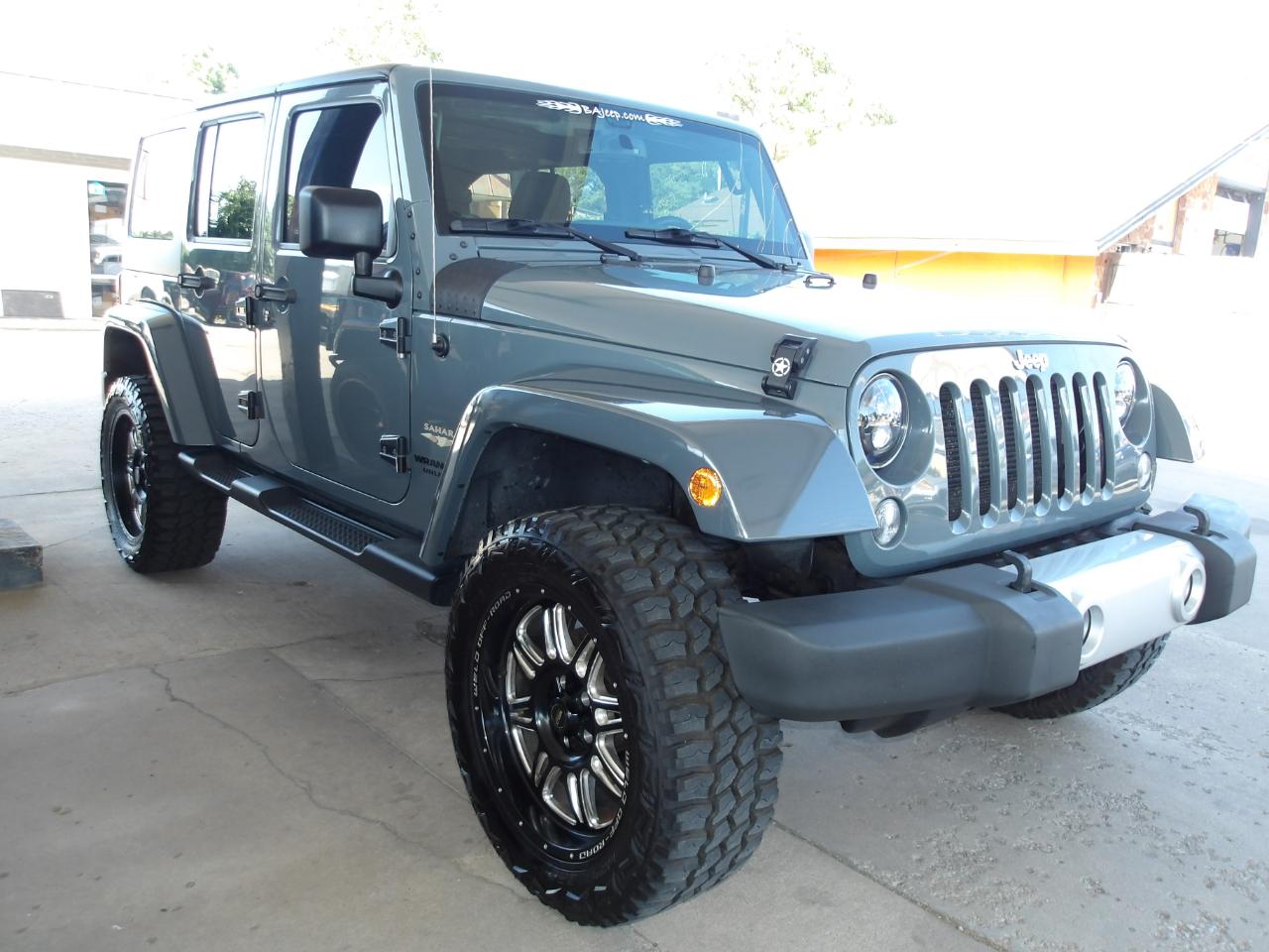 Jeep Wrangler Unlimited 4WD 4dr Sahara 2015
