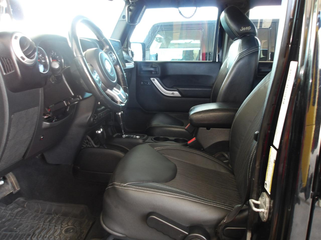 Jeep Wrangler Unlimited 4WD 4dr Freedom Edition *Ltd Avail* 2014