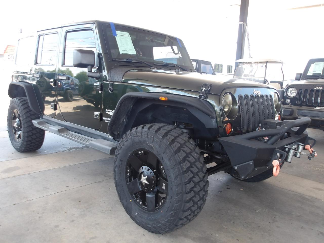 2011 Jeep Wrangler Unlimited 4WD 4dr Sahara