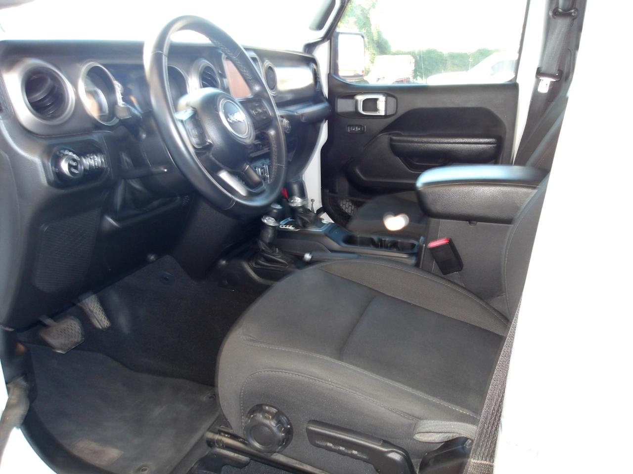 Jeep Gladiator Willys 4x4 2021