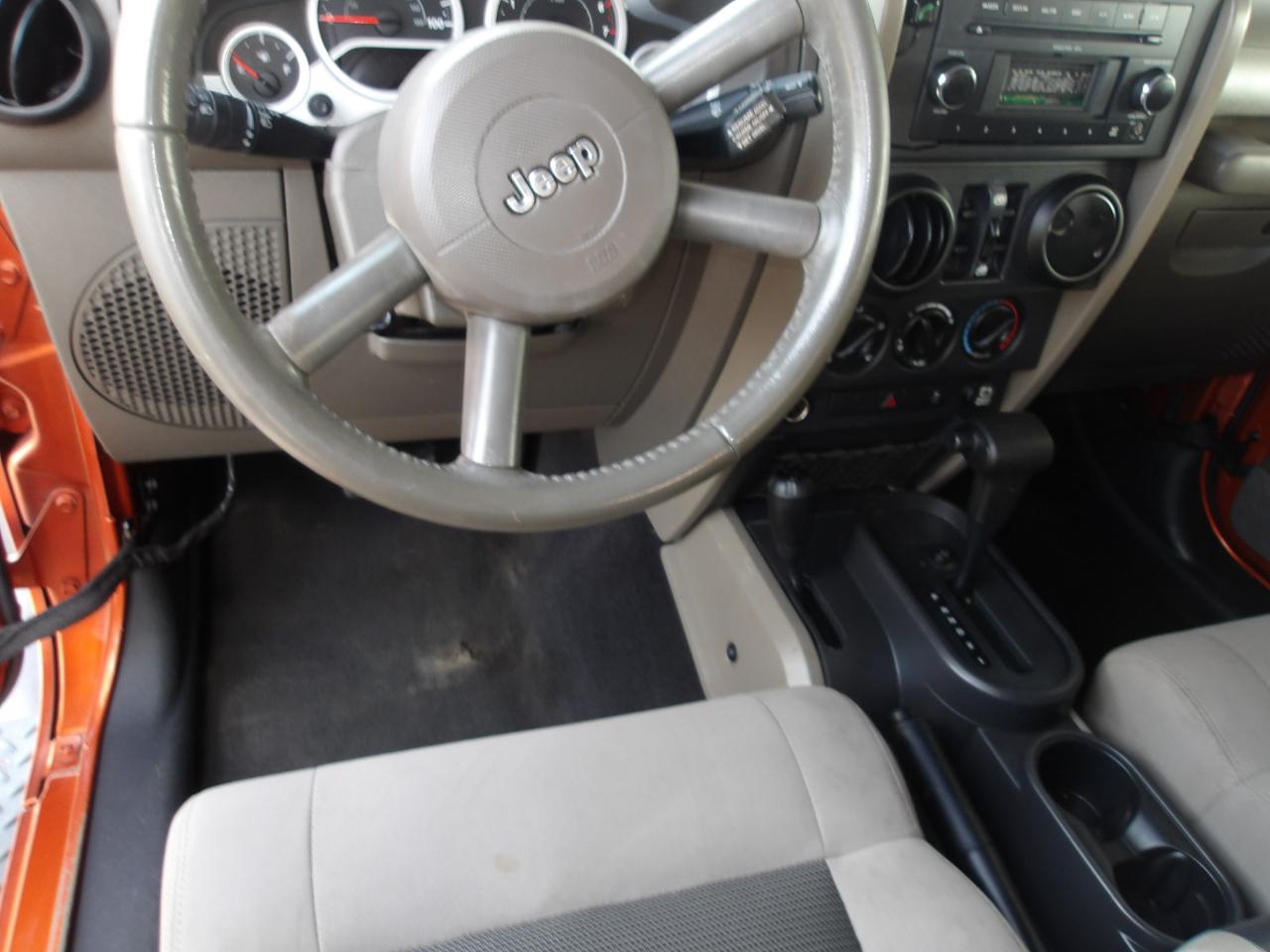 Jeep Wrangler Unlimited 4WD 4dr Sport 2010