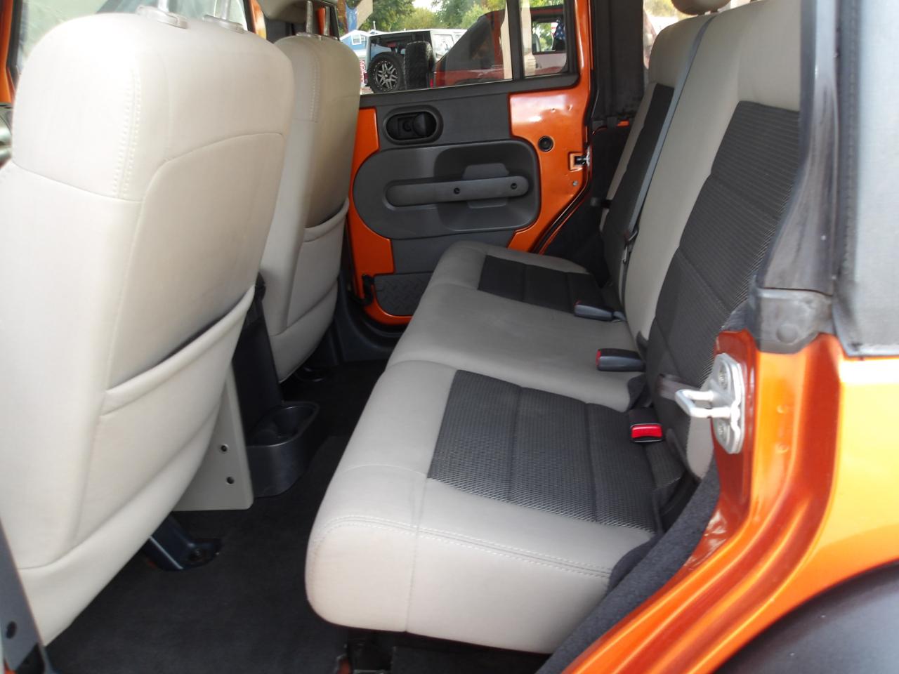 Jeep Wrangler Unlimited 4WD 4dr Sport 2010