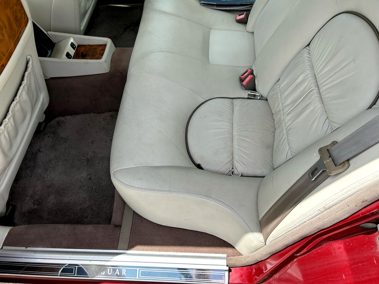 Jaguar XJ 4dr Sdn Vanden Plas 2001 Jaguar XJ 4dr Sdn Vanden Plas 2001