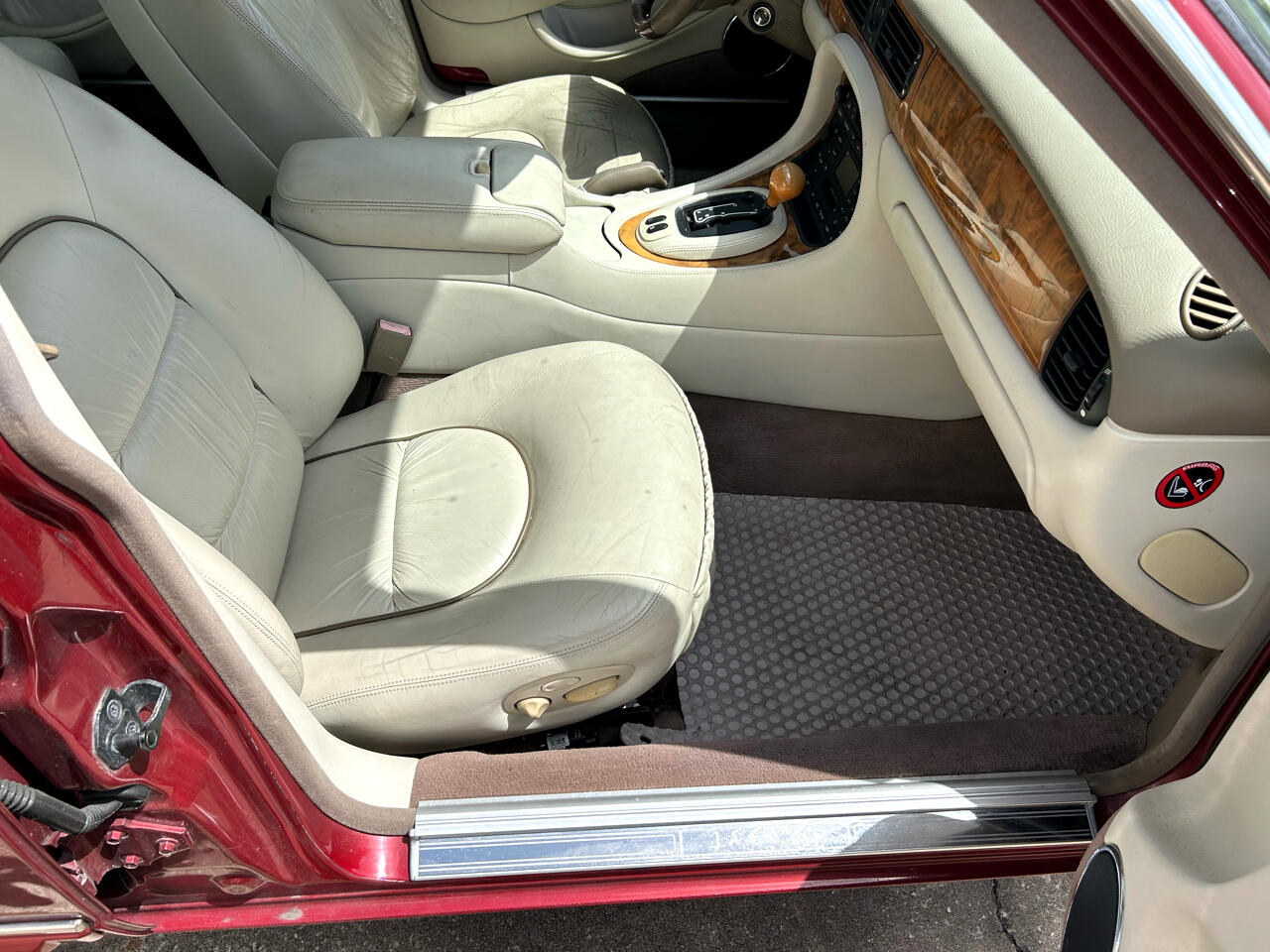 Jaguar XJ 4dr Sdn Vanden Plas 2001 Jaguar XJ 4dr Sdn Vanden Plas 2001