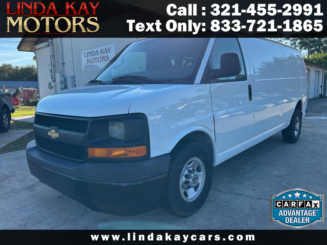 2017 Chevrolet Express Cargo Van RWD 2500 155"