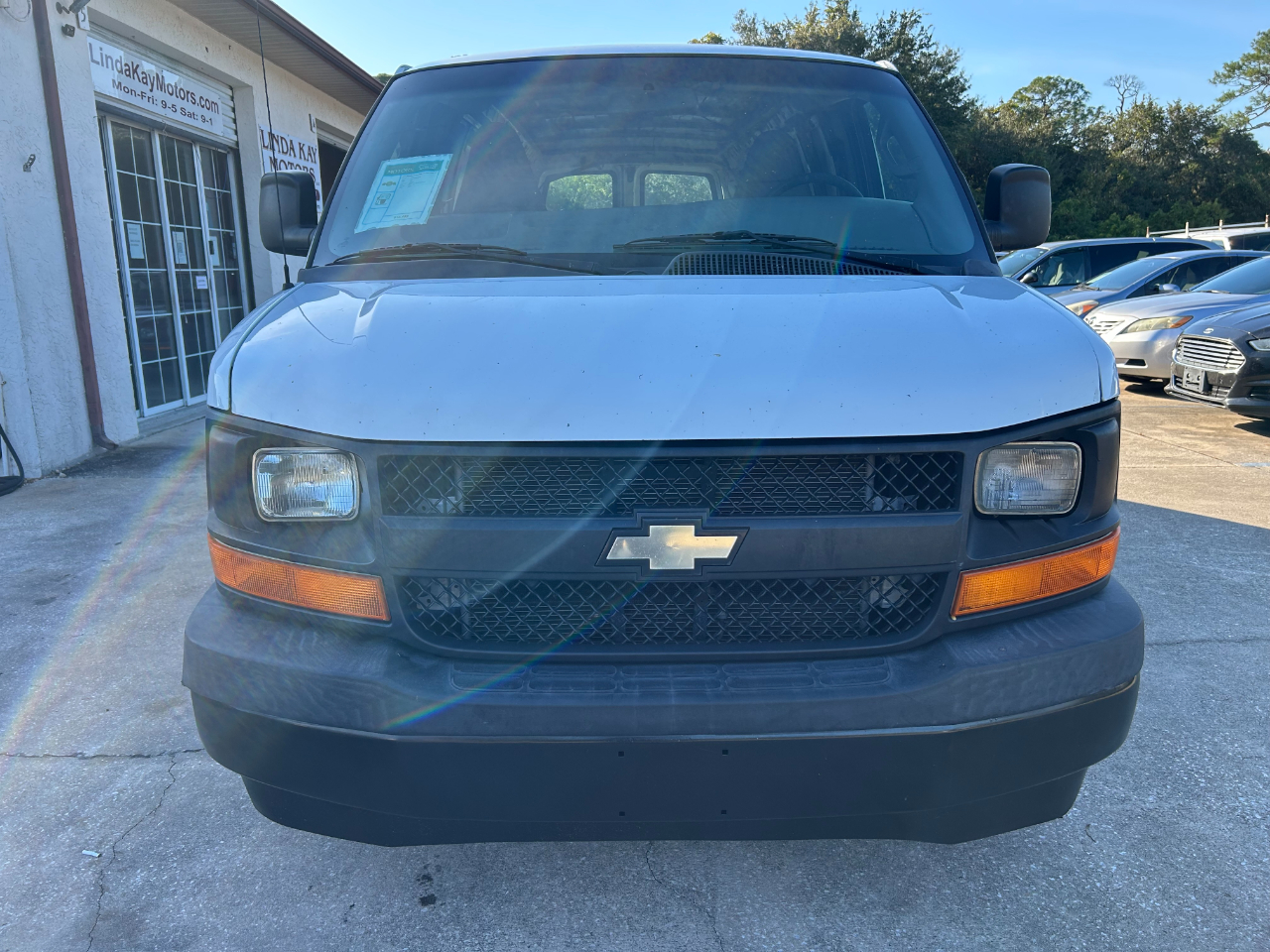 Chevrolet Express Cargo Van RWD 2500 155" 2017