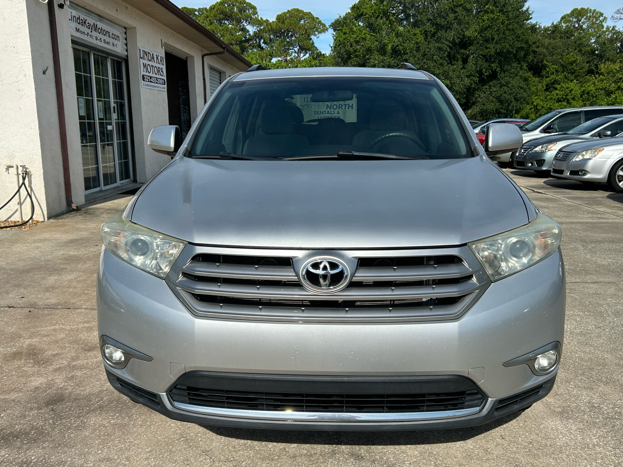 Toyota Highlander FWD 4dr I4 (Natl) 2013