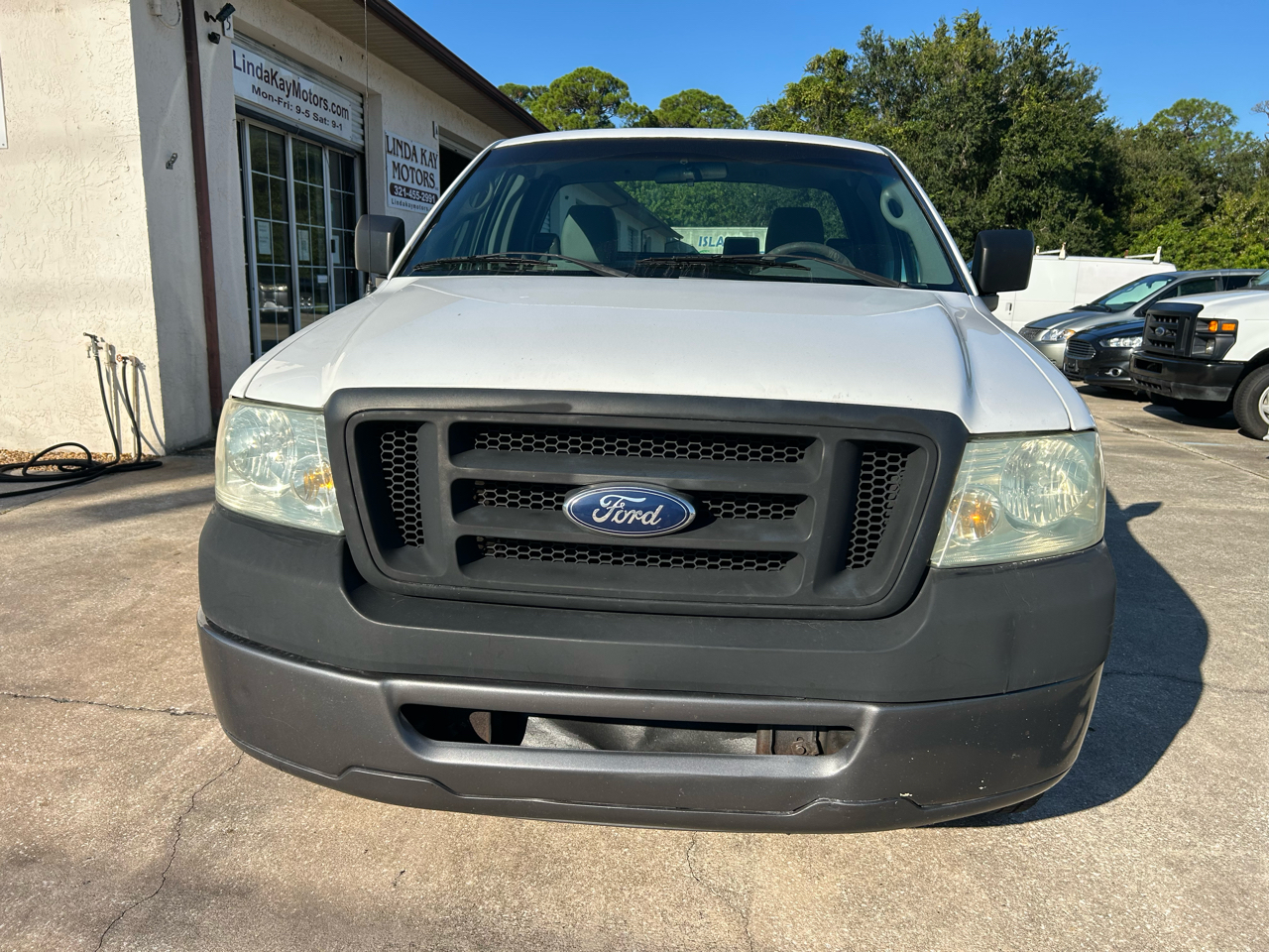 Ford F-150 2WD Reg Cab 126" XLT 2008