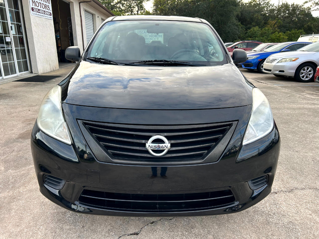 Nissan Versa 4dr Sdn CVT 1.6 S 2012