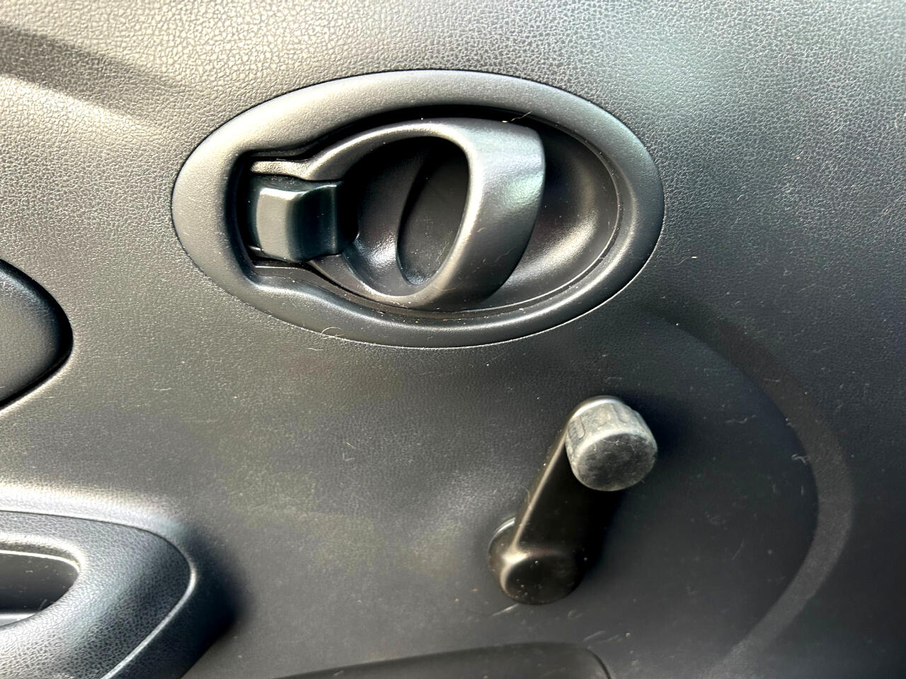 Nissan Versa 4dr Sdn CVT 1.6 S 2012