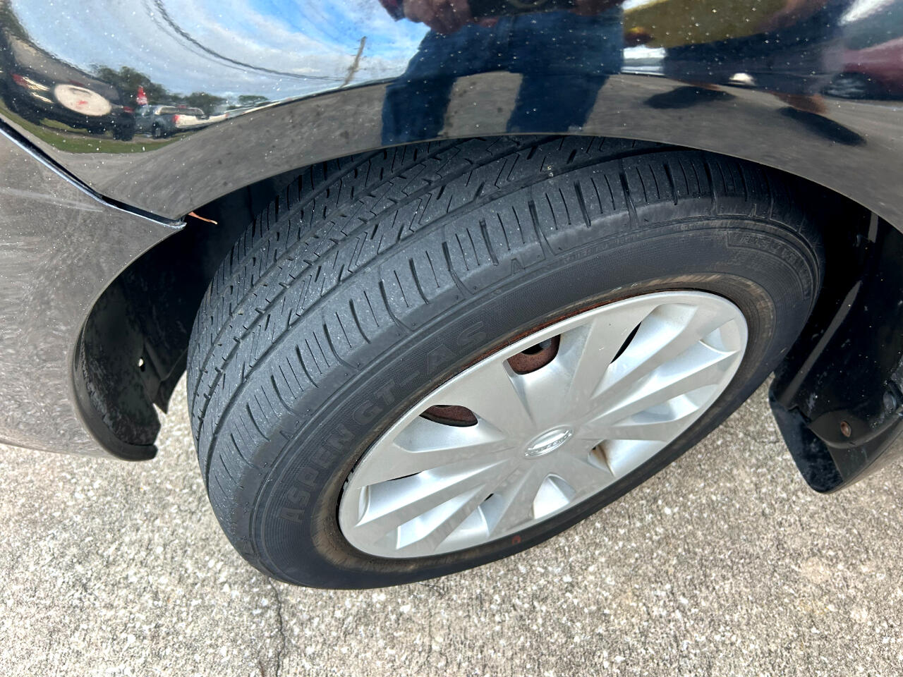 Nissan Versa 4dr Sdn CVT 1.6 S 2012