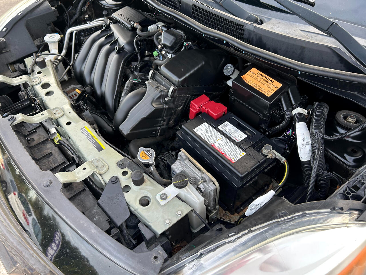 Nissan Versa 4dr Sdn CVT 1.6 S 2012