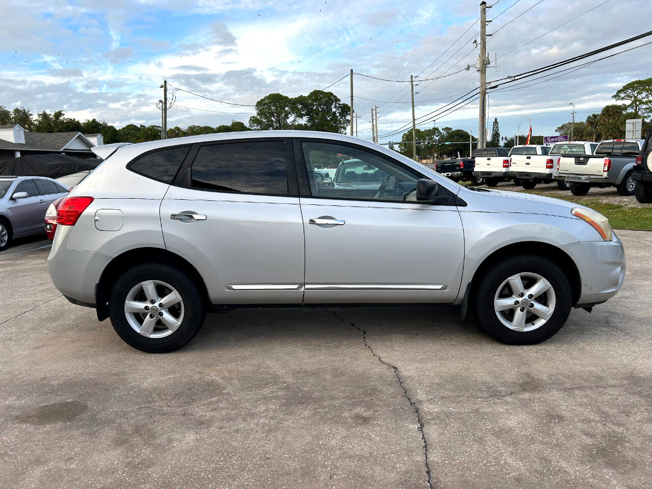 Nissan Rogue FWD 4dr S 2012