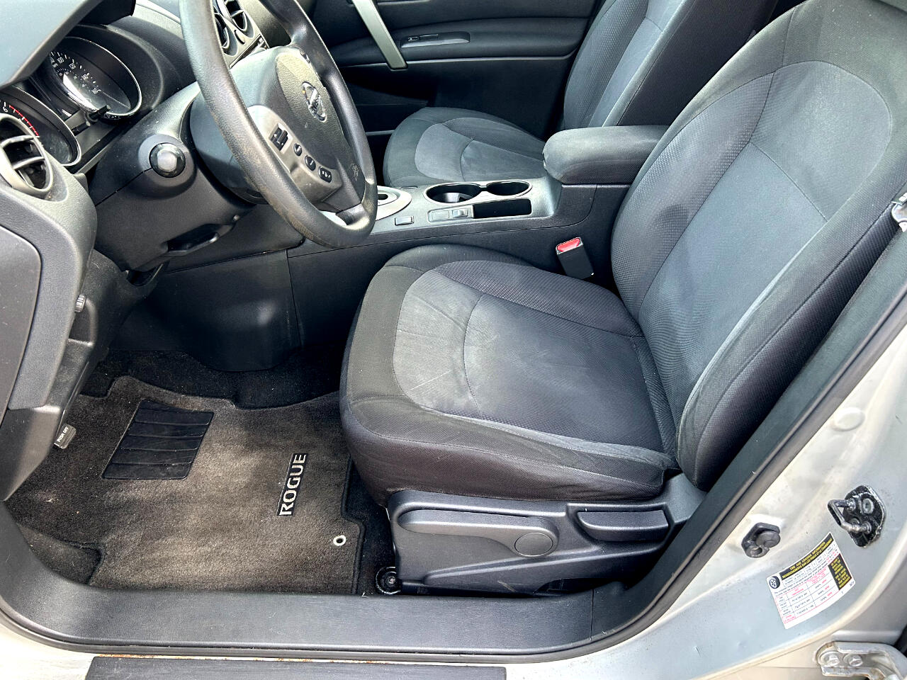 Nissan Rogue FWD 4dr S 2012