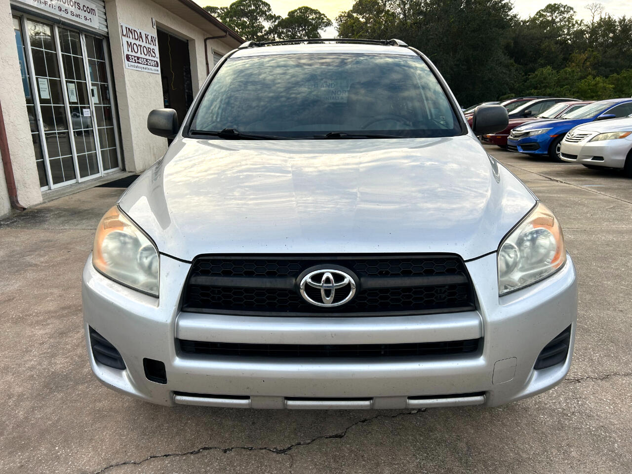 Toyota RAV4 FWD 4dr I4 (Natl) 2012