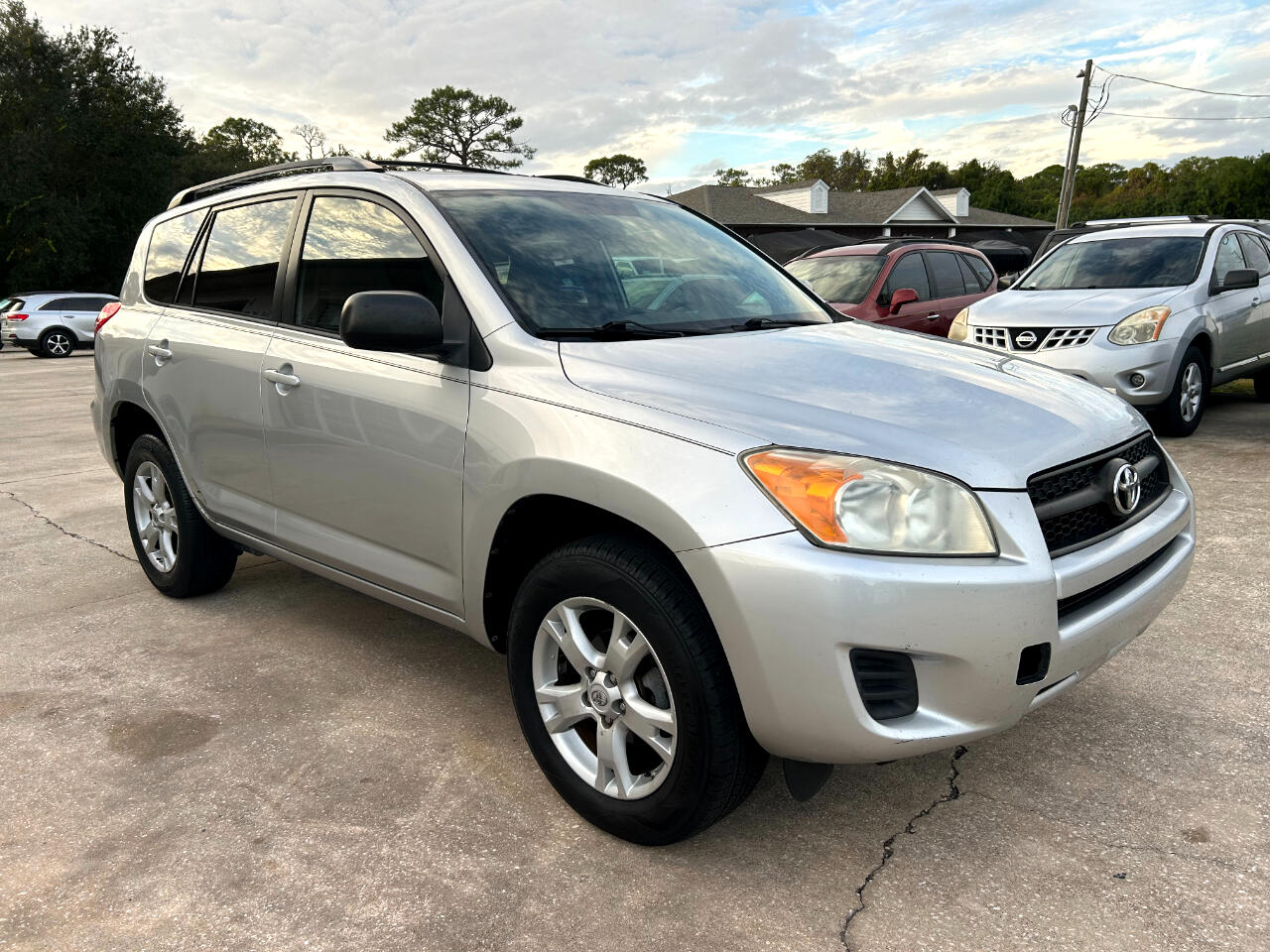 Toyota RAV4 FWD 4dr I4 (Natl) 2012