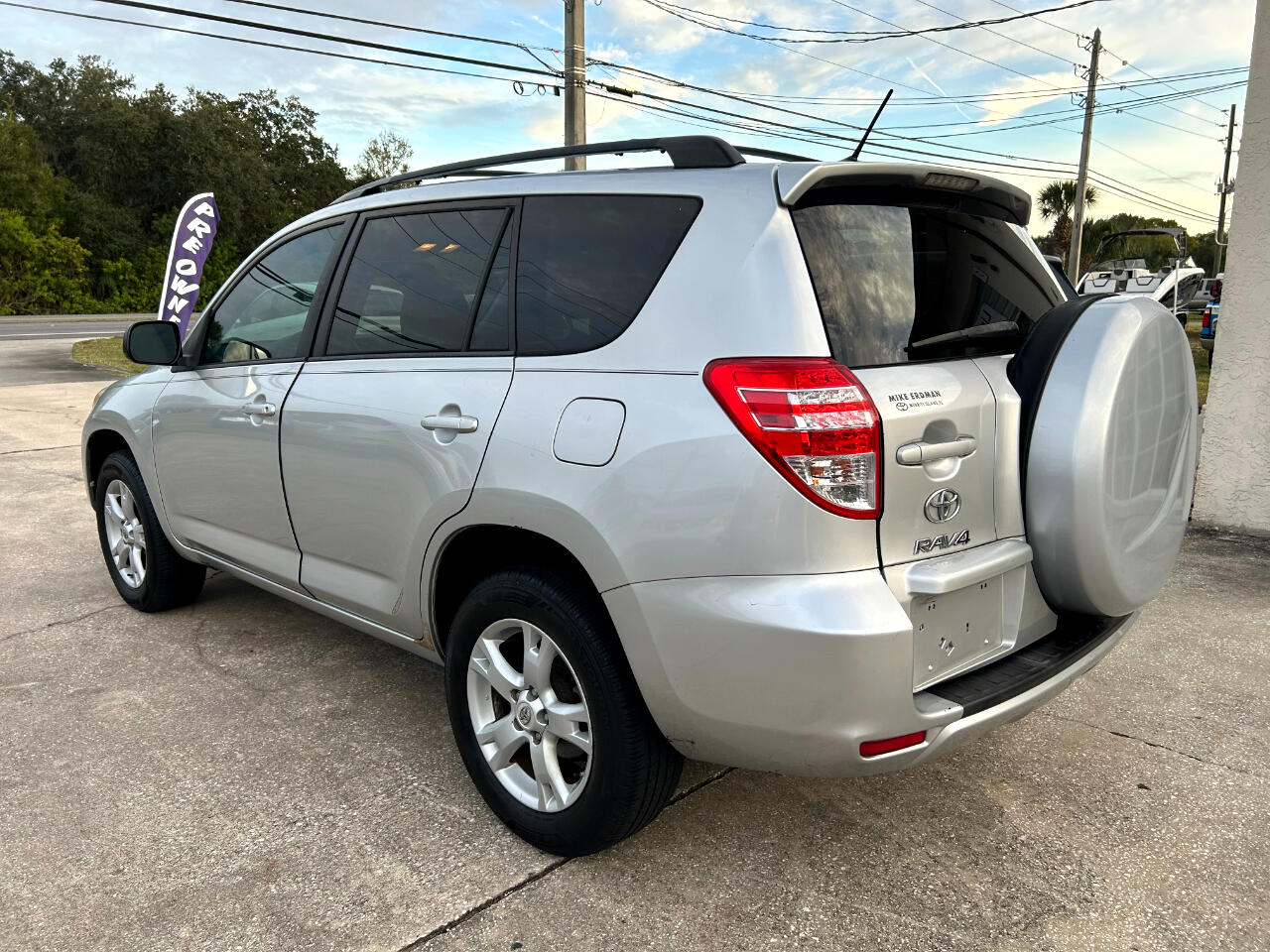 Toyota RAV4 FWD 4dr I4 (Natl) 2012