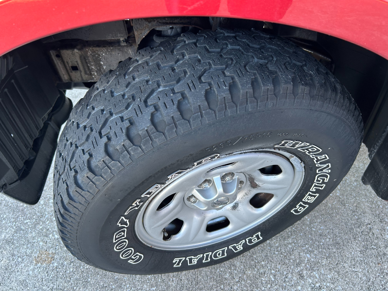 Nissan Frontier 2WD King Cab I4 Manual S 2013