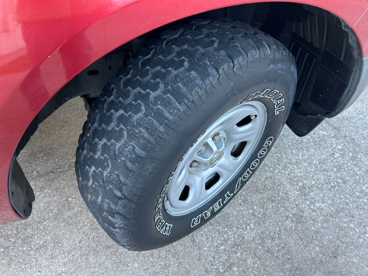 Nissan Frontier 2WD King Cab I4 Manual S 2013