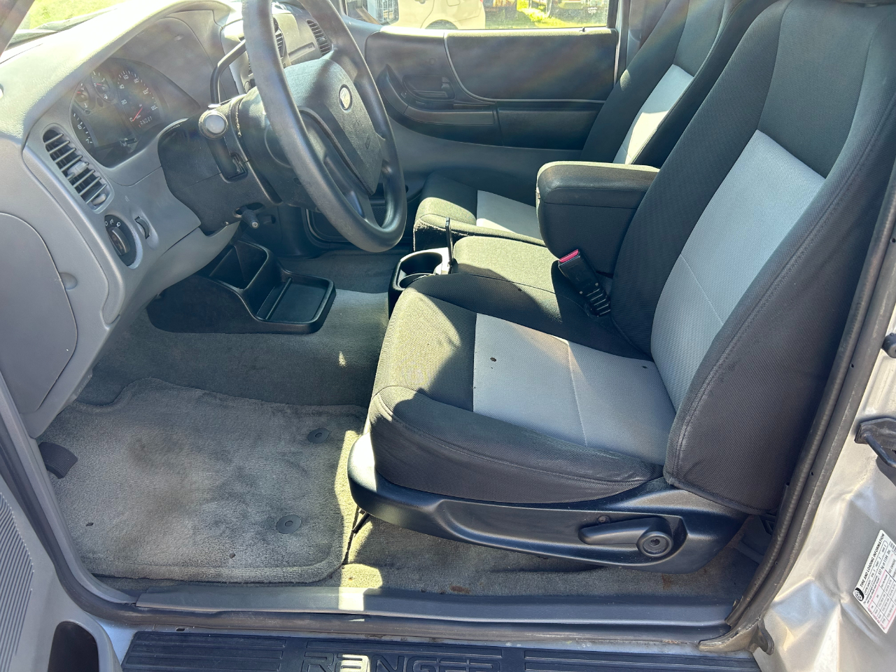 Ford Ranger 4WD 4dr SuperCab 126" Sport 2011