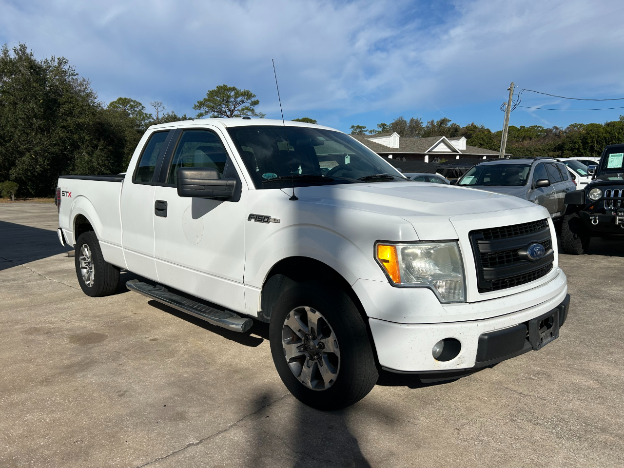 Ford F-150 2WD SuperCab 145" XLT 2013