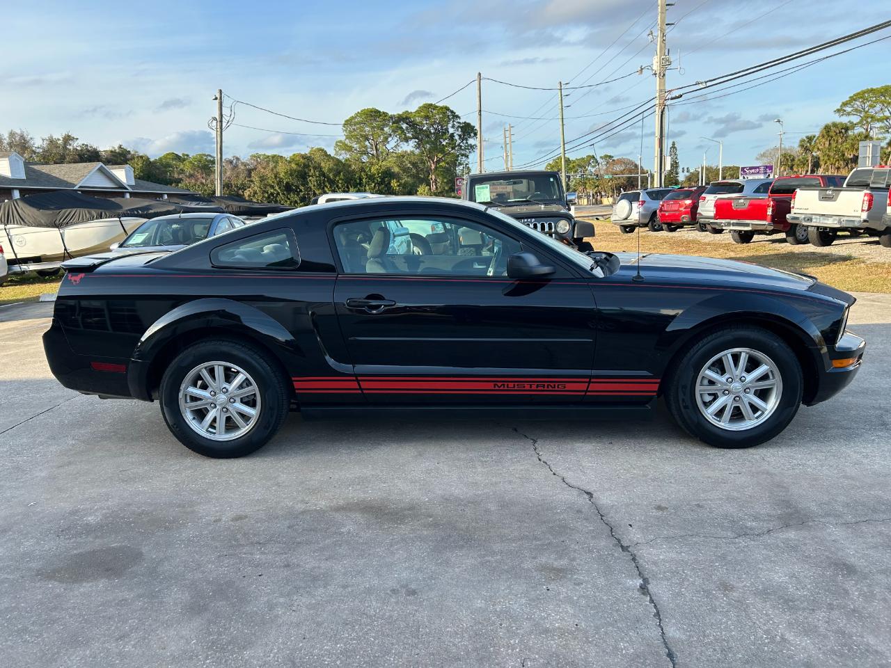 Ford Mustang 2dr Cpe Premium 2008
