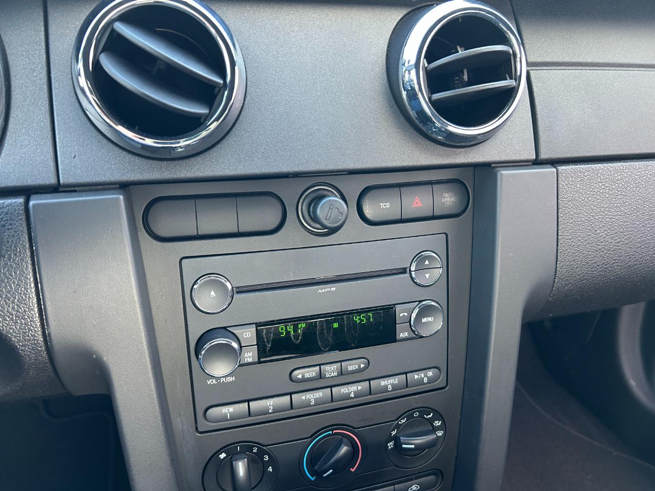 Ford Mustang 2dr Cpe Premium 2008