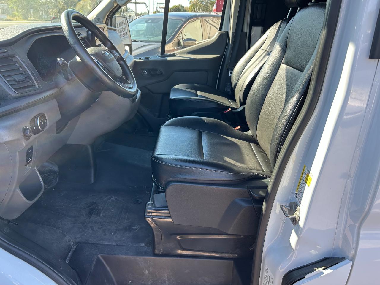 Ford Transit Cargo Van T-250 148" EL Hi Rf 9070 GVWR RWD 2023