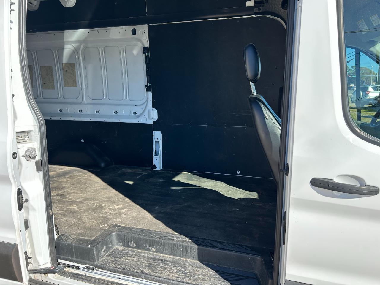 Ford Transit Cargo Van T-250 148" EL Hi Rf 9070 GVWR RWD 2023