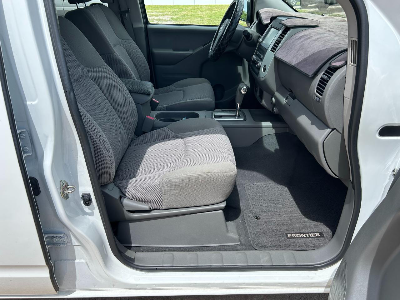Nissan Frontier Crew Cab 4x2 SV Auto 2019