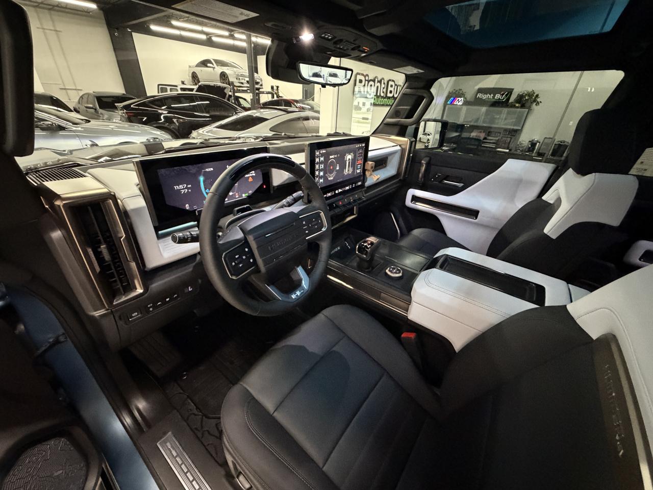 GMC HUMMER EV SUV  2024