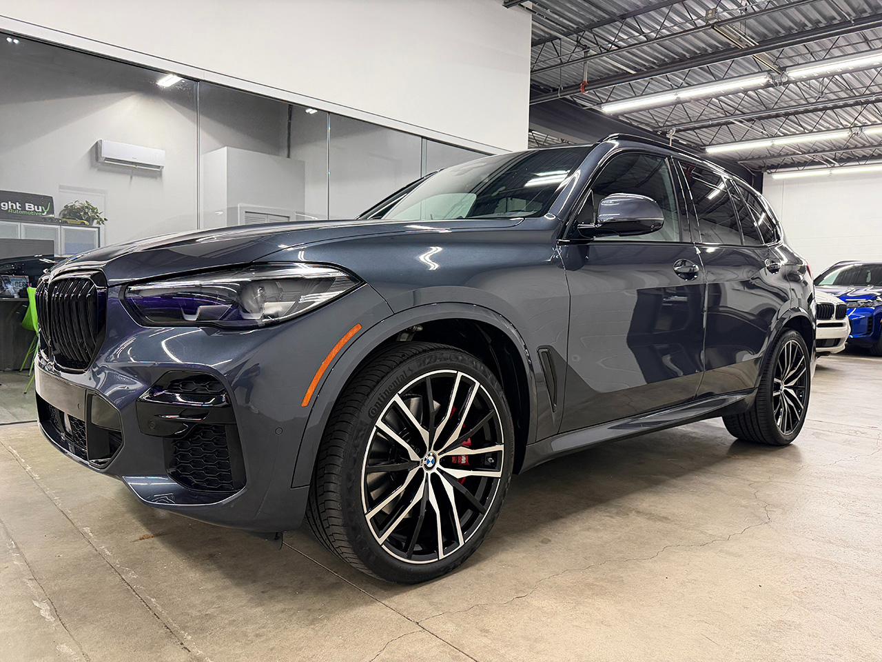 2022 BMW X5 M50i