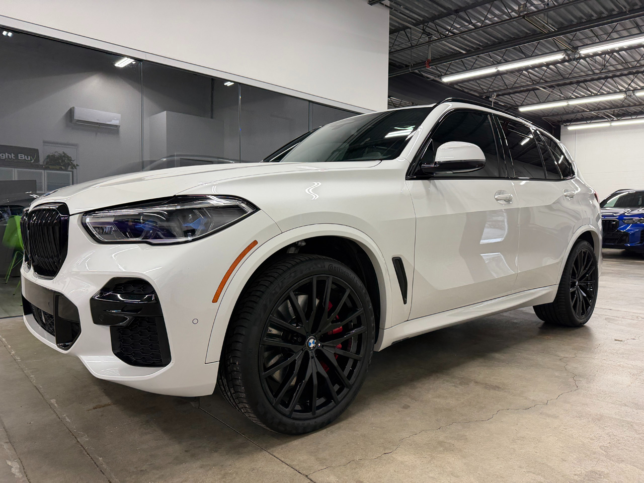 2023 BMW X5 M50i