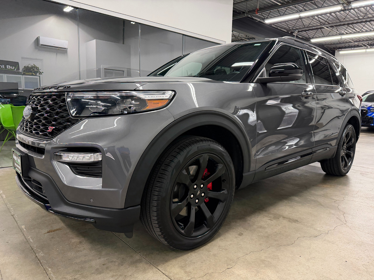 2023 Ford Explorer ST AWD