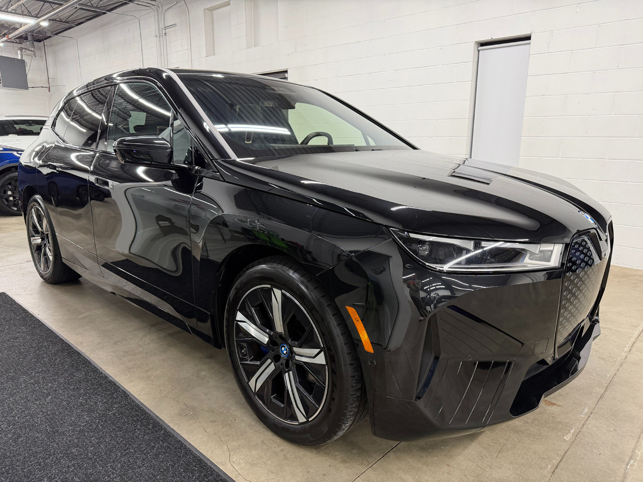 BMW iX xDrive M60 2023