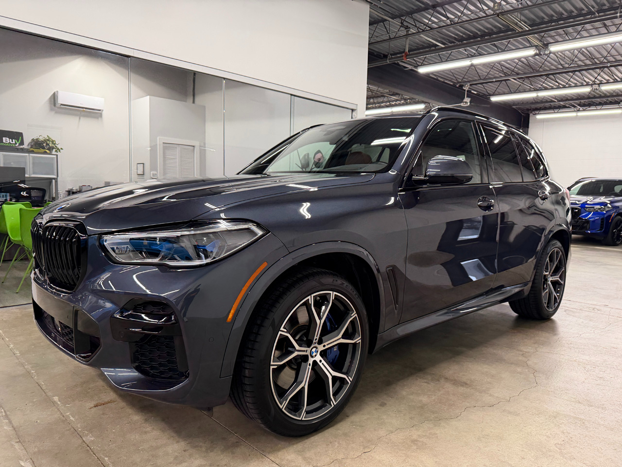 2022 BMW X5 M50i