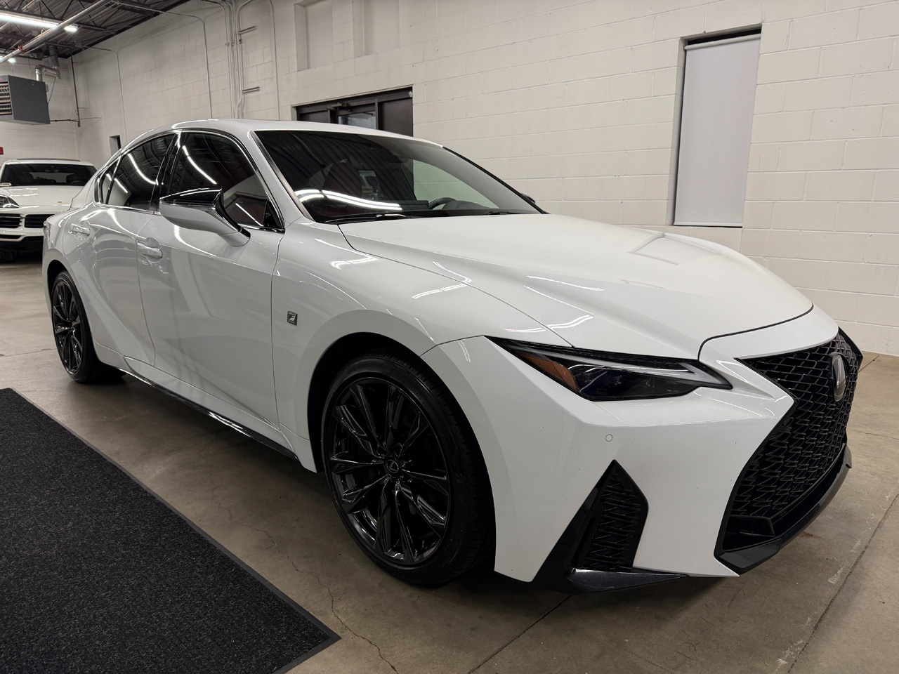 Lexus IS F SPORT 350 AWD 2023