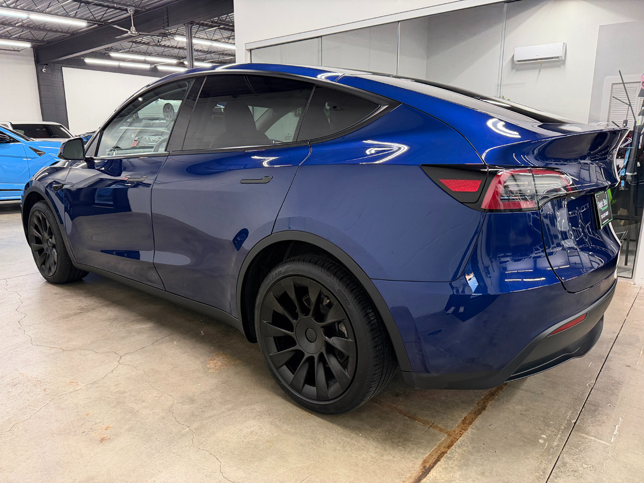 Tesla Model Y Long Range AWD 2023