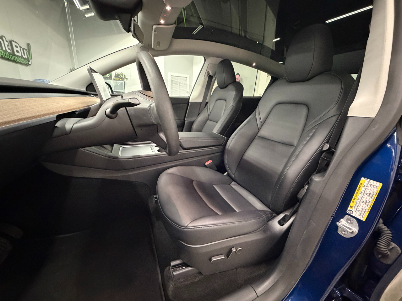 Tesla Model Y Long Range AWD 2023