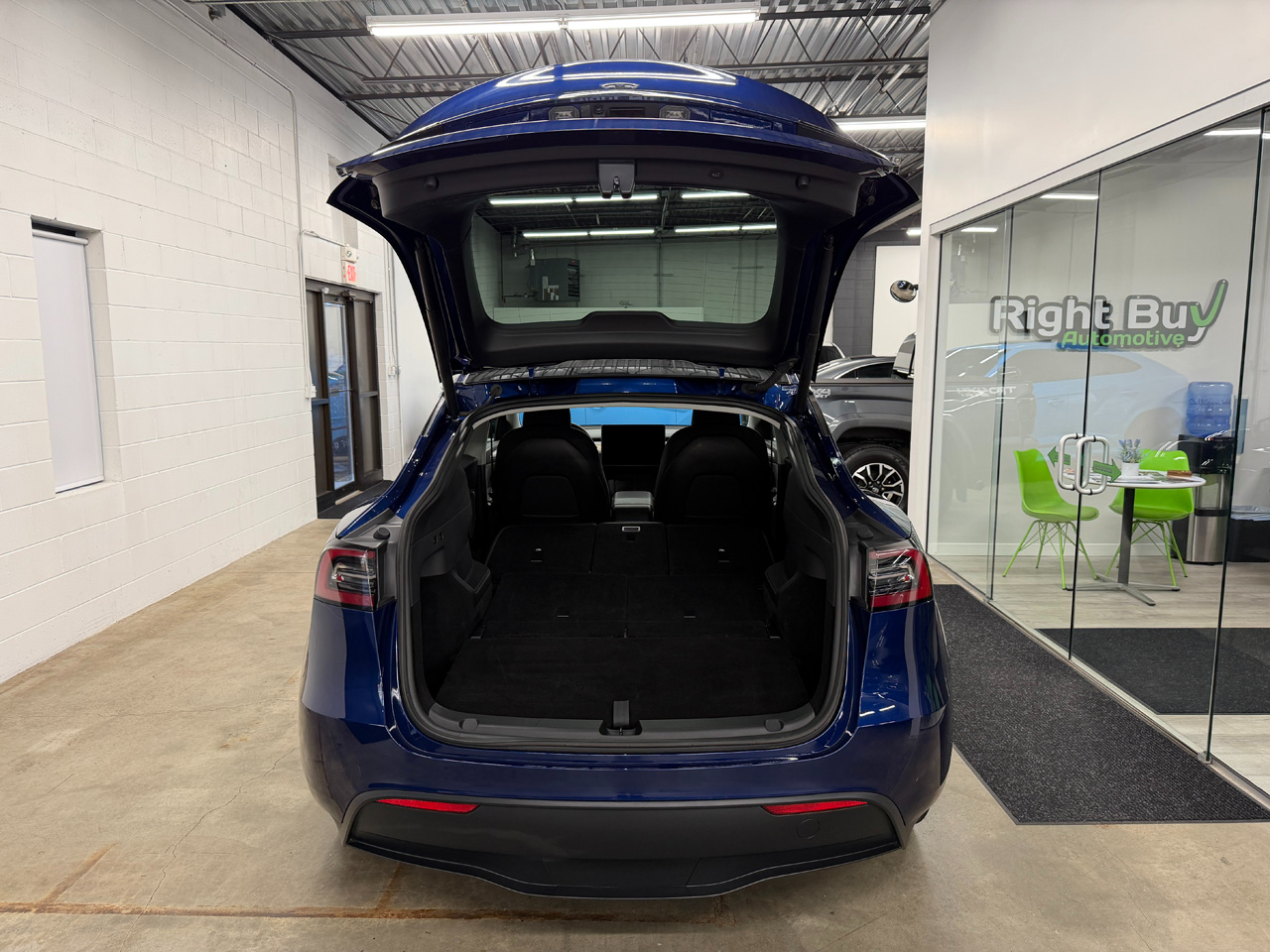 Tesla Model Y Long Range AWD 2023