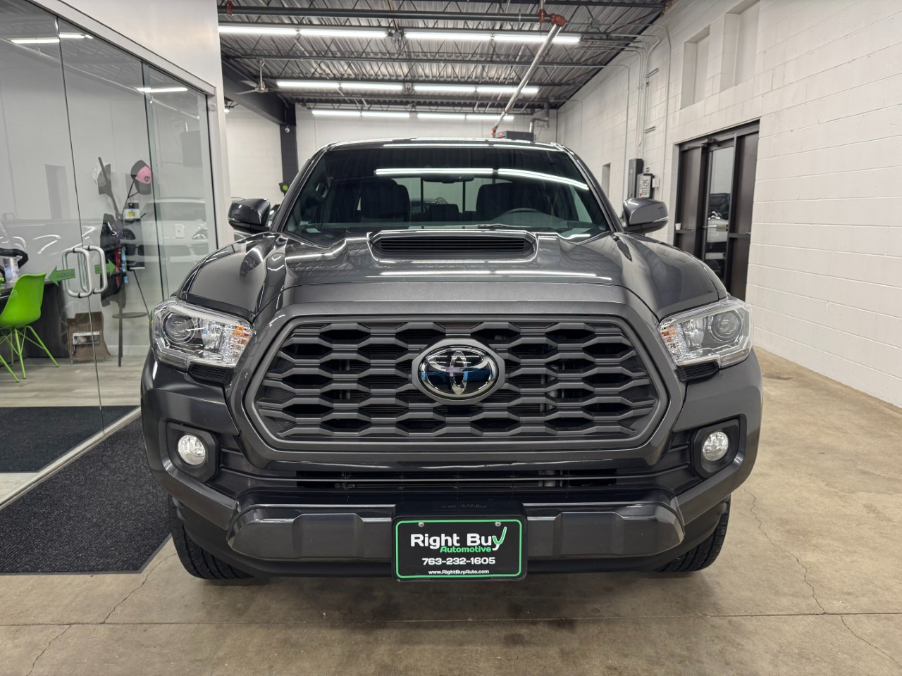 Toyota Tacoma TRD Sport Double Cab 5' Bed V6 4x4 AT (Natl) 2022